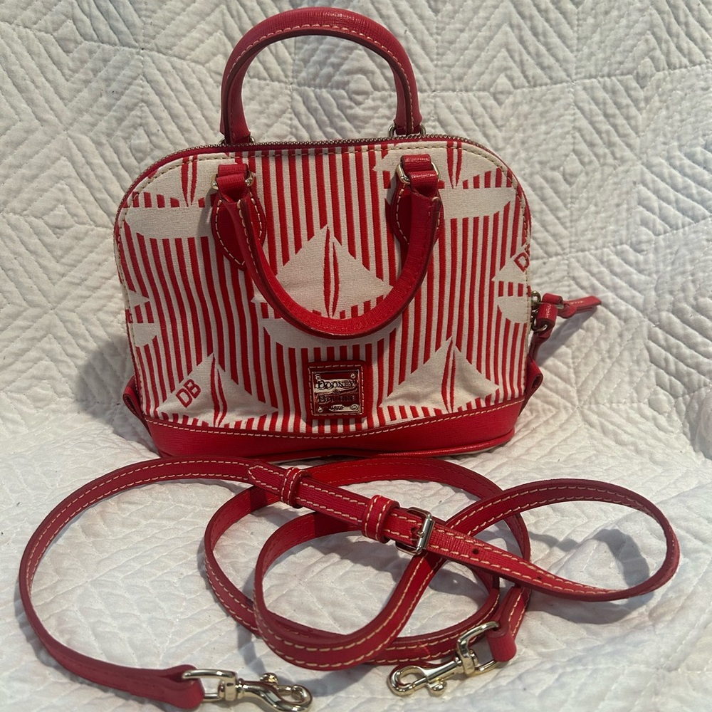 Vintage Dooney And Bourke Red Sail Boat Cross Body